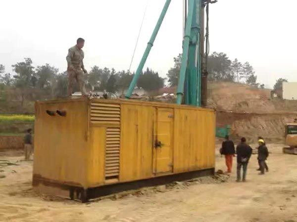 余江如何判断水冷式机油散热器密封件是否需要更换？